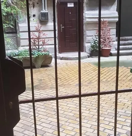 Ground Floor Studio Apartment